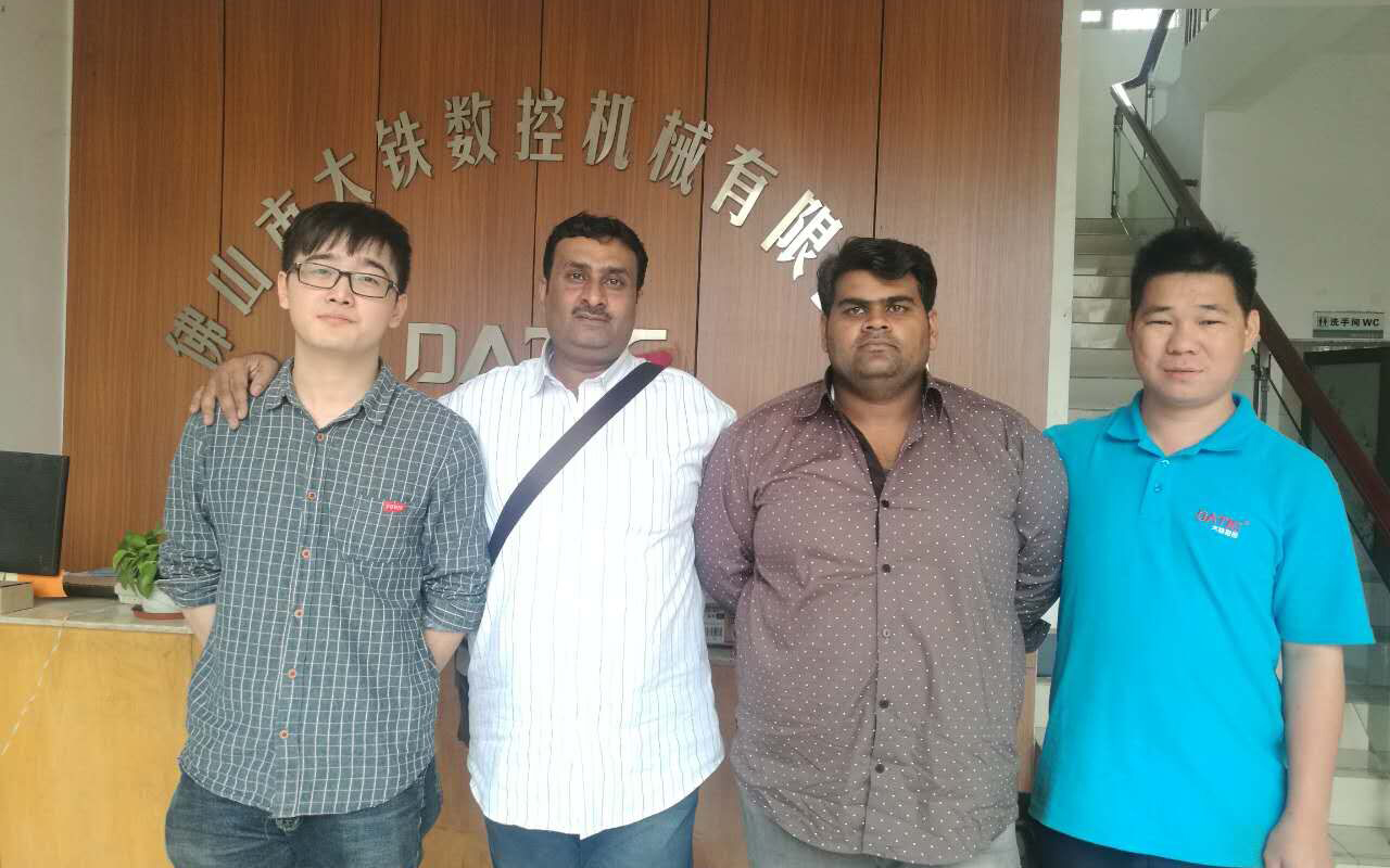 巴基斯坦客戶蒞臨大鐵數控