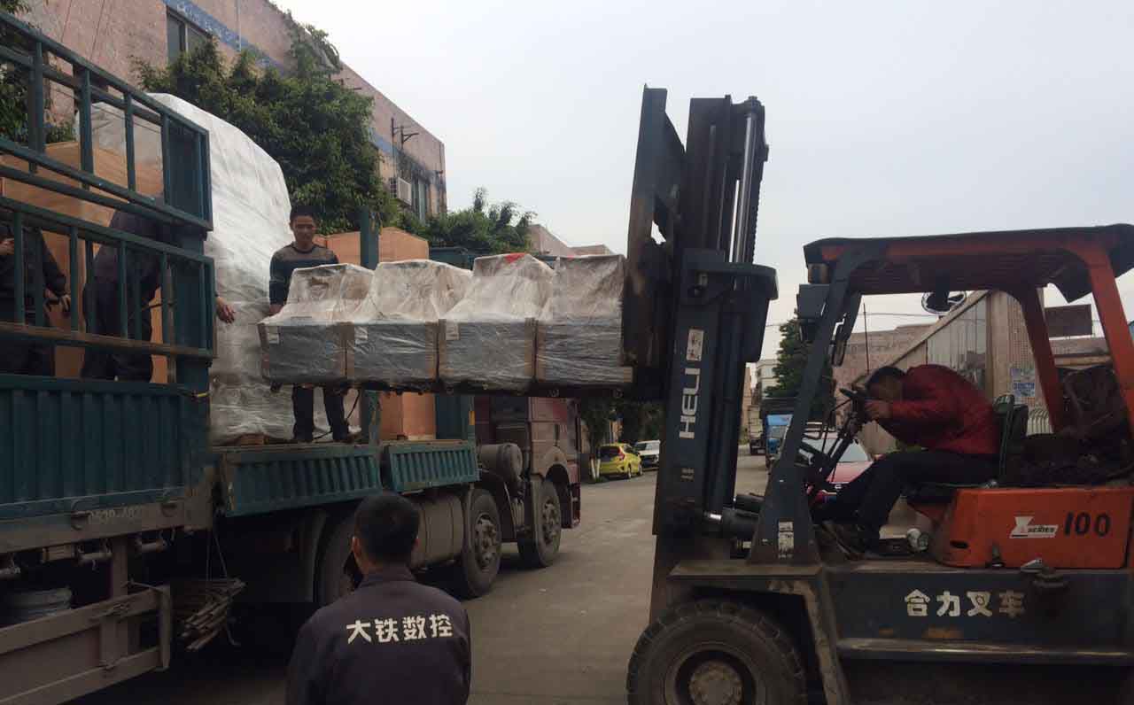 廣東大鐵發(fā)機照片