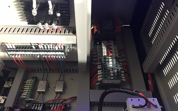 線切割電柜控制板
